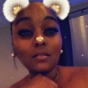 Meet your Posher, Renee